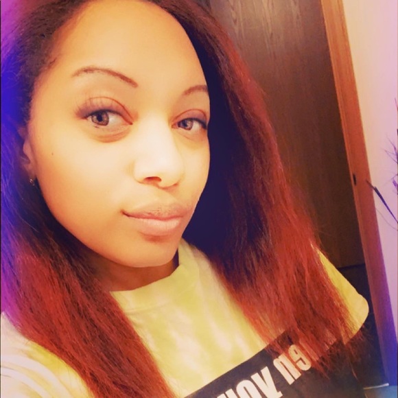 Meet your Posher, Kesha - Picture 1 of 3